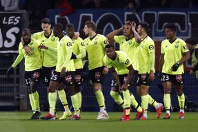 里尔赛前更衣室发声，志在荷甲名次提升，引发热议，纪律约束更严格的简单介绍