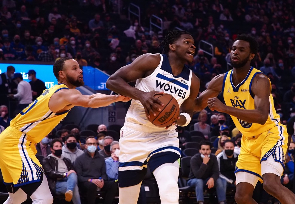 从赛后法兰克福调整名单以备足总杯到加时末段北京首钢单刀错失，法兰克福状态回暖的简单介绍