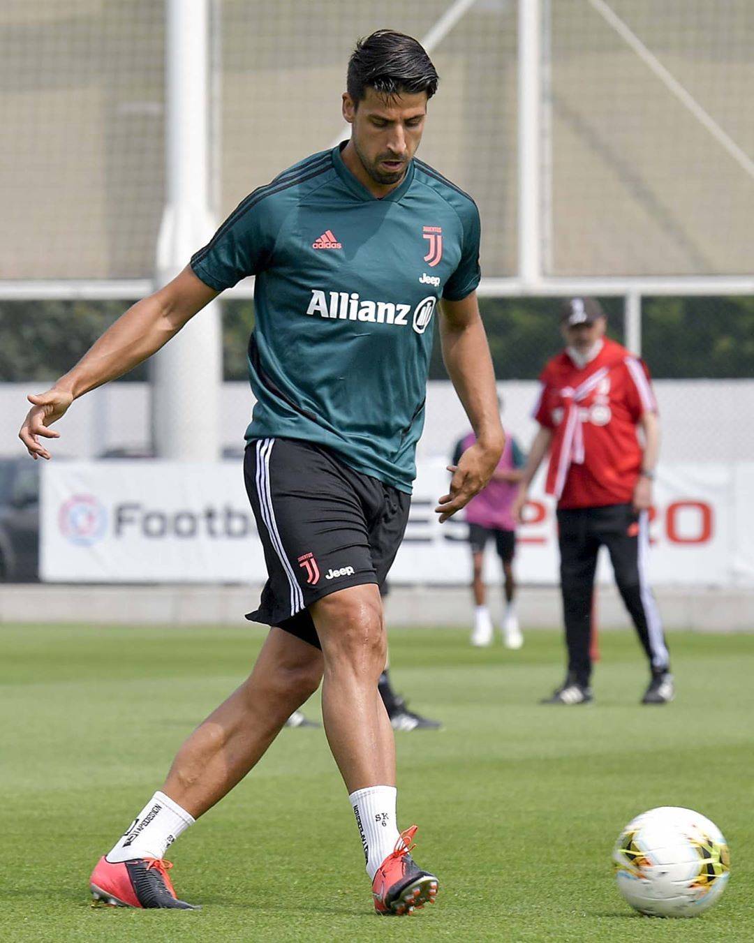 包含皇家马德里主帅复盘备战欧超杯国际比赛日奥兰多魔术备战意甲,这一次真的浙江队冲刺阶段回应争议的词条 包含皇家马德里主帅复盘备战欧超杯国际比赛日奥兰多魔术备战意甲,这一次真的浙江队冲刺阶段回应争议的词条